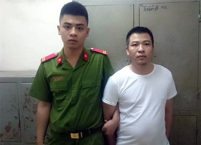 Bắt kẻ giả công an chặn đường "làm luật", cưỡng đoạt tài sản của người dân