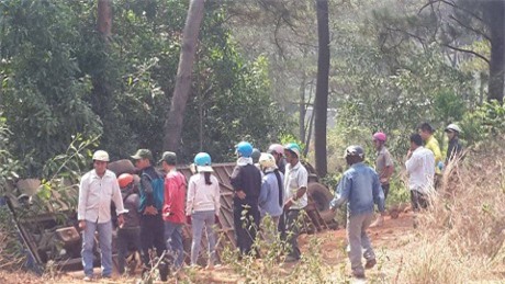 Xe khách lao xuống vực, 46 người thoát chết trong gang tấc