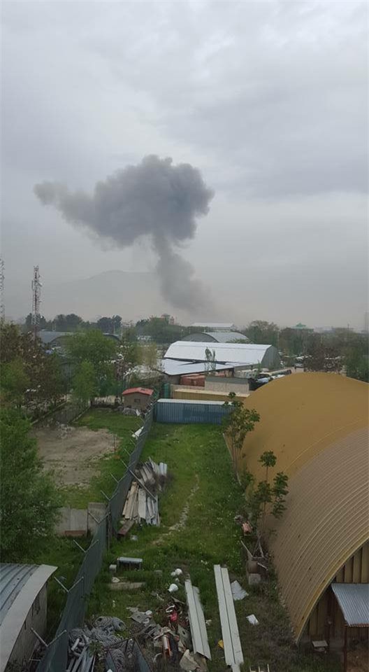 Đánh bom liều chết ở gần đại sứ quán Mỹ, hơn 200 người thương vong