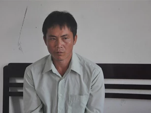 Vợ không cho quan hệ, chồng tàn độc dùng axit "trả thù"