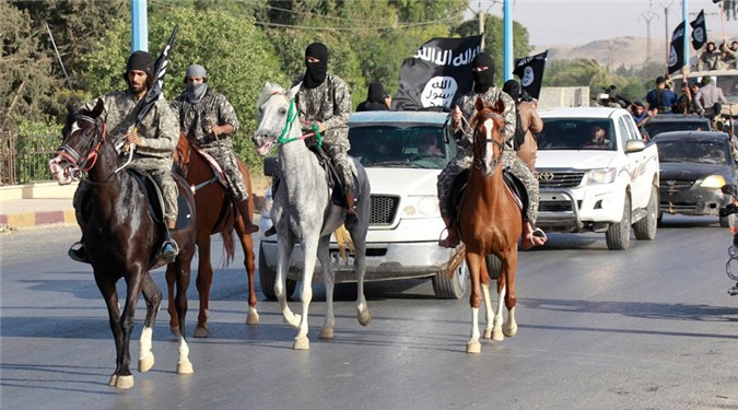 Tổng thống Putin sắp "đón" 10.000 tay súng IS đồng loạt tràn vào Nga