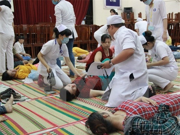 Bình Phước: Hơn 300 công nhân ngộ độc sau bữa ăn trưa