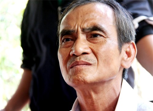 Ông Huỳnh Văn Nén bị tòa "đánh đố" yêu cầu hóa đơn bồi thường