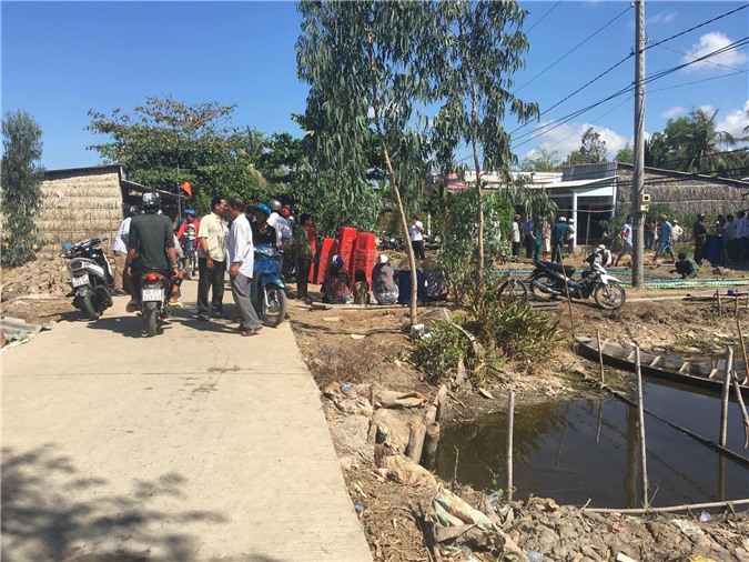 Bàng hoàng 3 người tử vong vì ngạt khí trong hầm biogas