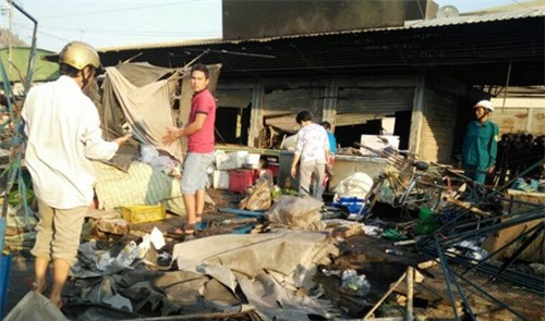 An Giang: Trung tâm thương mại cháy lớn, thiệt hại hơn 5 tỷ đồng
