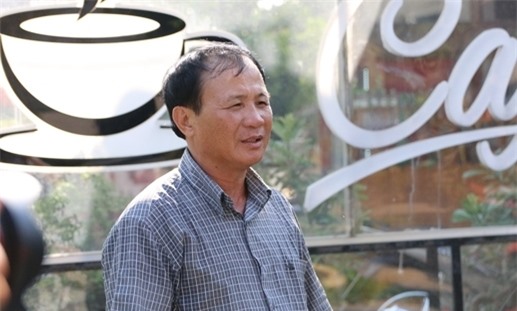 Vụ mở quán cafe bị khởi tố: Đình chỉ Trưởng công an Bình Chánh