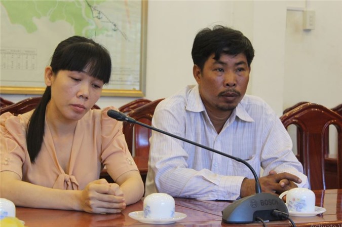 Bị bắt giam vì tố cáo cát tặc: Đình chỉ vụ án với bà Ngọc