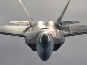 F-22 có đáng để Mỹ tái sản xuất?