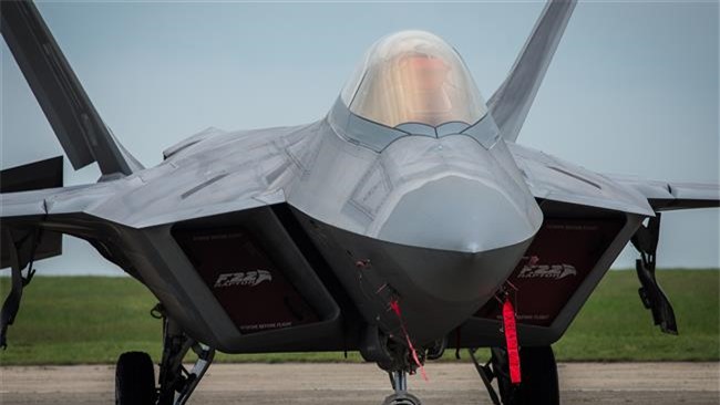 Lo ngại Nga, Mỹ đưa "Chim ăn thịt" F-22 tới Romania