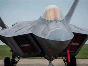 Lo ngại Nga, Mỹ đưa "Chim ăn thịt" F-22 tới Romania