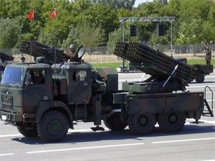 Thổ Nhĩ Kỳ "bắt tay" Mỹ triển khai hệ thống rocket đa nòng gần Syria