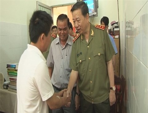 Vụ nổ mìn tự sát ở Đắk Lắk: Sức khỏe PGĐ công an tỉnh giờ ra sao?