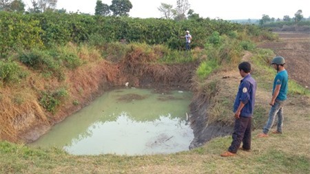 Gia Lai: Rủ nhau tắm hồ, 2 bé gái chết đuối thương tâm