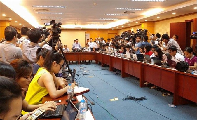 Họp báo vụ cá chết ở miền Trung: Bộ TN&MT nói Formosa "vô can"