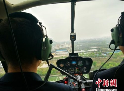 Sốc: Trực thăng Trung Quốc rơi, 2 người thiệt mạng