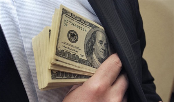 Hàng loạt cán bộ hải quan nhận chung chi của doanh nghiệp bị truy tố