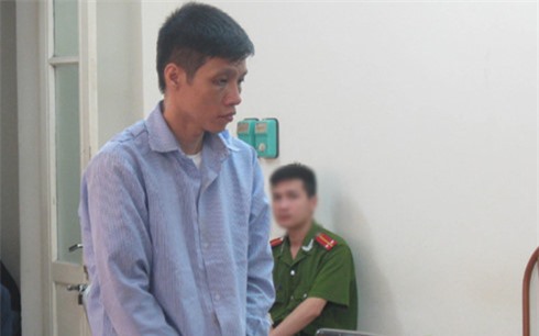 Mẹ già khóc than xin Tòa tha chết cho con trai tội giết người