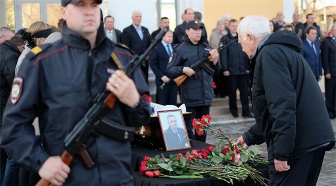 Bắt 3 nghi phạm thảm sát cả nhà phó cảnh sát trưởng ở Nga