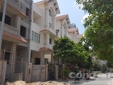 Đi nghỉ lễ về, nhà bị trộm đột nhập "khoắng" sạch tài sản