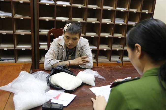 Giám đốc công an kể lại giây phút "đấu súng" nghẹt thở với trùm ma túy Lạng Sơn