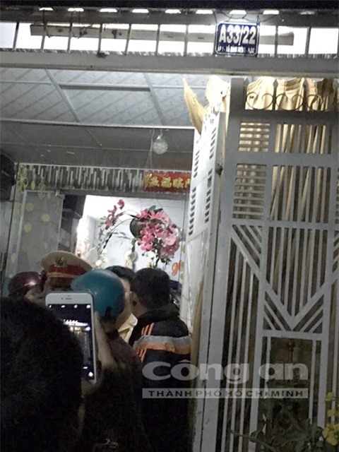 Truy đuổi 2 tên cướp xe máy, phát hiện "ổ" xe gian