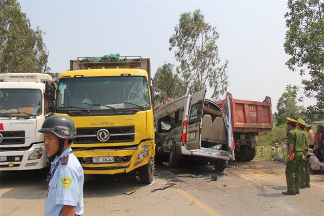 Tai nạn thảm khốc tại Quảng Ngãi: Đề nghị khởi tố tài xế xe khách