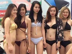 Chân dài mặc bikini bán hàng sẽ bị xử phạt mức nào?