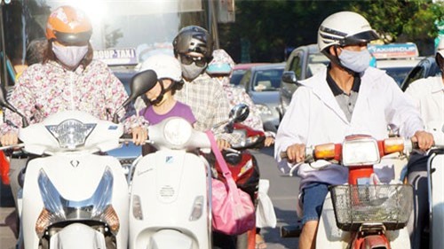 Nắng nóng bao trùm cả nước, có nơi trên 37 độ