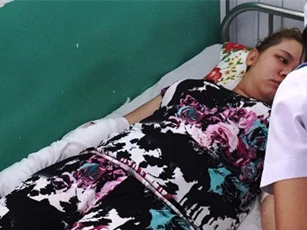 Xích mích trong chợ, nam thanh niên dùng mã tấu chém người