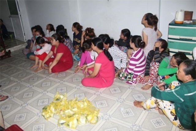 An Giang: Bắt quả tang 18 "quý bà" đang sát phạt trong sới bạc