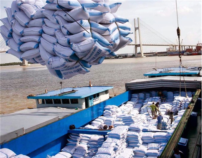 Thái Lan "xả" kho gạo khổng lồ, thị trường gạo Việt "khó lường"