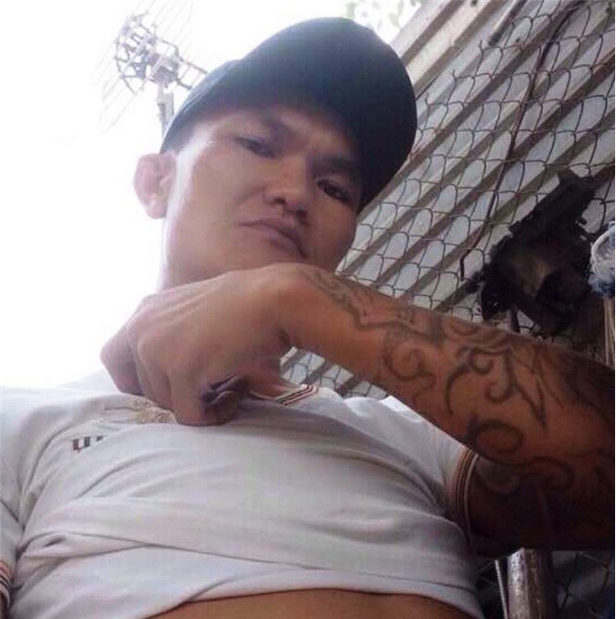 Giang hồ bị bắt vì cướp 20 bó hoa cúc trị giá 500 ngàn đồng