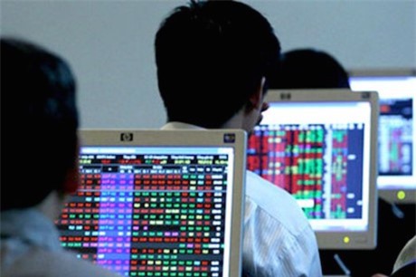 Một nhà đầu tư bị phạt 550 triệu đồng vì thao túng giá cổ phiếu