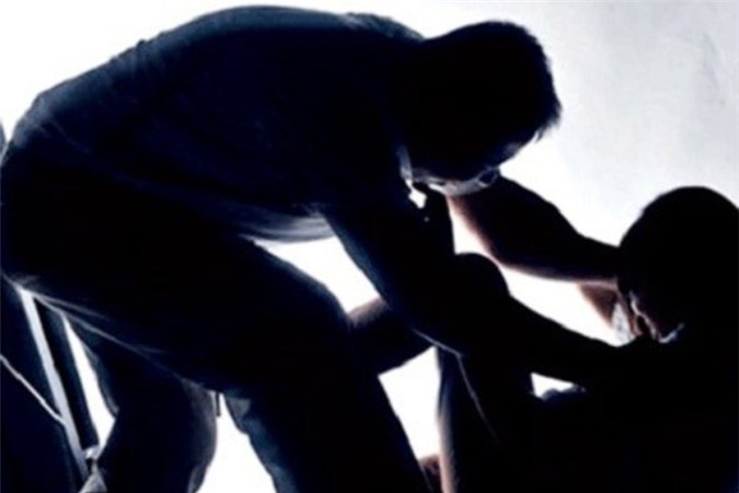 Kinh hoàng bé gái 11 tuổi bị sát hại dã man, nghi bị hiếp dâm