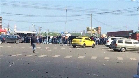 200 người hỗn chiến tranh giành địa bàn ở nghĩa trang, 3 người chết