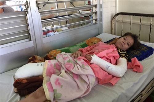 Bệnh còn chữa được nhưng xin về vì thiếu 30 triệu đồng