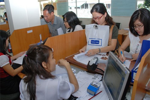 Chính phủ yêu cầu cắt giảm chi phí kinh doanh cho doanh nghiệp