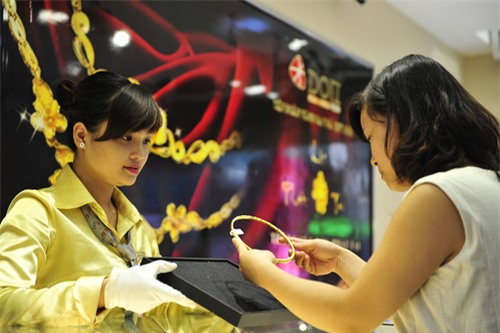 Doanh nghiệp vàng xin Thống đốc Ngân hàng cho nhập 20 tấn vàng mỗi năm