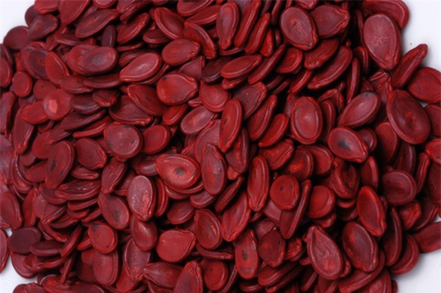 Hé lộ lý do khi ăn dưa hấu bạn không nên bỏ hạt