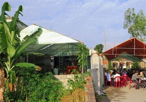 "Manh mối" mới nhất vụ bé gái nghi bị hiếp dâm, sát hại dã man