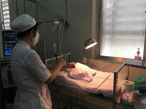 Mổ cứu sống sản phụ được gia đình xin đưa về nhà chờ chết