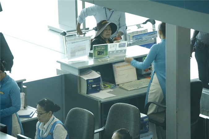 Minh Béo bị băt tại Mỹ: Mẹ Minh Béo khăn gói đi thăm con trai