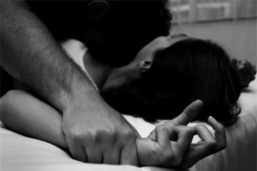 Thanh niên mang họa vì nhiều lần "quan hệ" với người yêu nhí