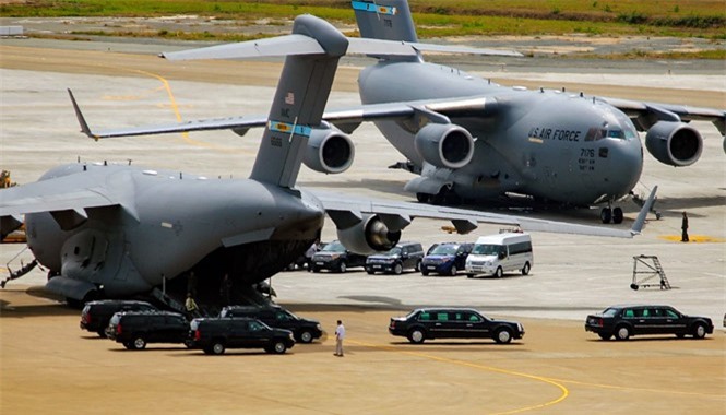 Cận cảnh xe chuyên dụng phục vụ ông Obama tại TP. HCM