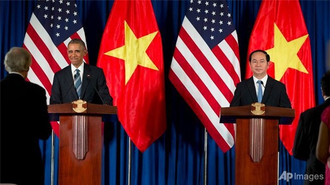 Nga nói gì khi Mỹ dỡ bỏ lệnh cấm vận vũ khí với Việt Nam?