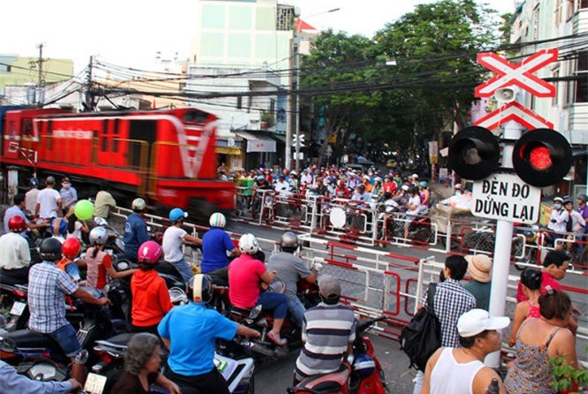 Rà soát các điểm giao cắt giữa đường bộ và đường sắt