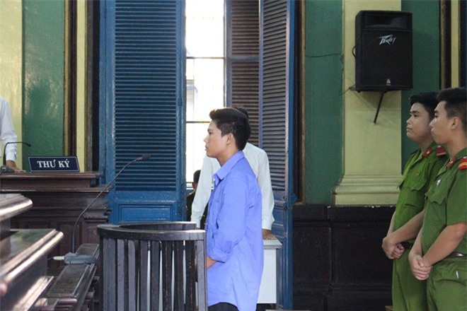 Đâm suýt chết người người vì... không cùng đi ăn tối