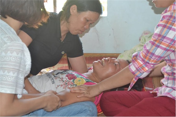 Vụ 3 anh em bị đuối nước ở Nghệ An: Xé lòng nỗi đau người thân