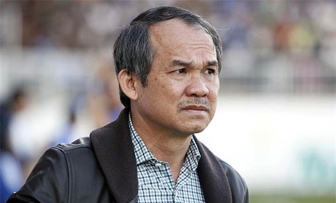 “Chây ỳ” công bố thông tin, 2 công ty của bầu Đức lại bị nhắc nhở