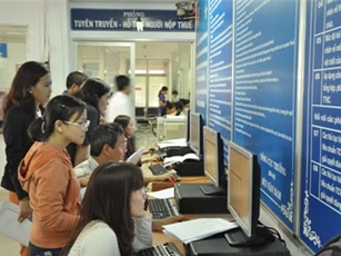 Hải quan TP. HCM bêu tên hơn 80 doanh nghiệp nợ thuế